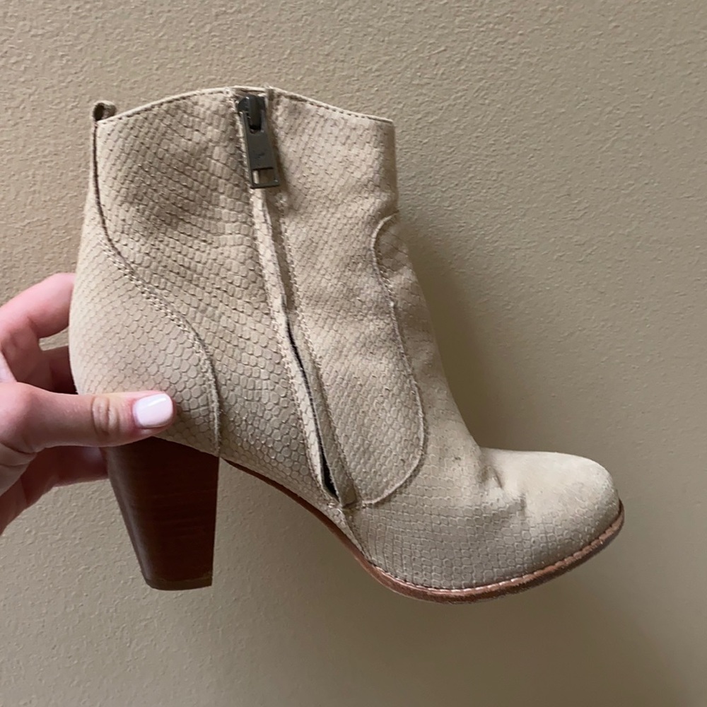Joie ankle booties